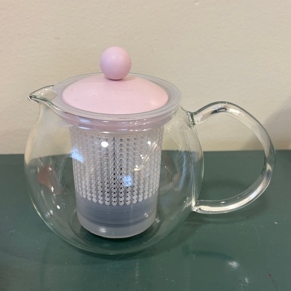 Bodum Other - Vintage BODUM Assam Tea Press with Pink Lid and Infuser.